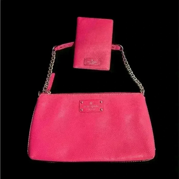 Kate Spade Purse/Clutch and Passport Holder - Picture 1 of 9
